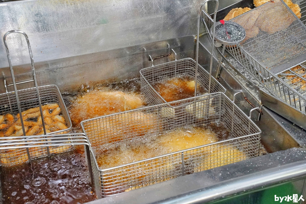 DM鮮嫩湯汁香雞排彰化溪湖店:超狂爆汁雞排,多達8種口味沾醬 DM鮮嫩湯汁香雞排彰化溪湖店:超狂爆汁雞排,多達8種口味沾醬