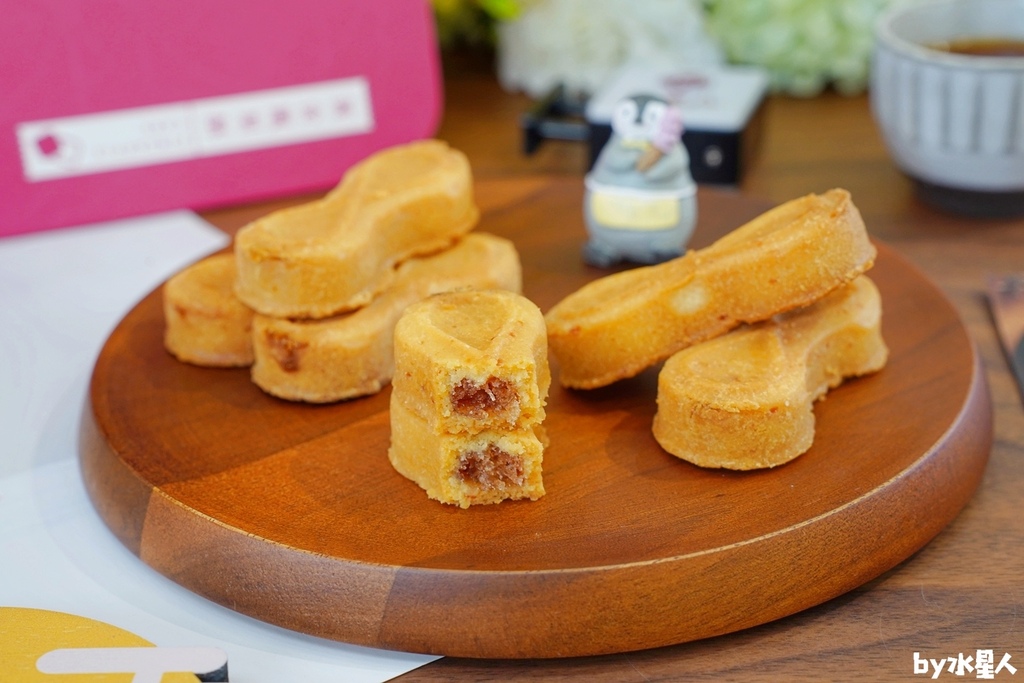 派出所賣鳳梨酥？全台首創8字鳳梨酥，試吃直接給整塊，國寶茶咖