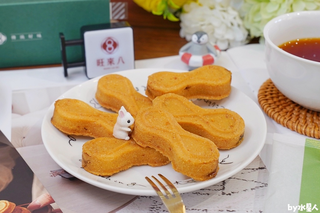 派出所賣鳳梨酥？全台首創8字鳳梨酥，試吃直接給整塊，國寶茶咖