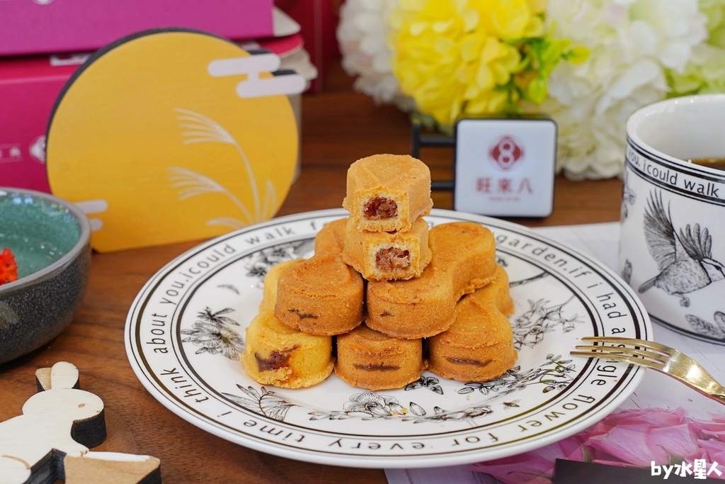 派出所賣鳳梨酥？全台首創8字鳳梨酥，試吃直接給整塊，國寶茶咖