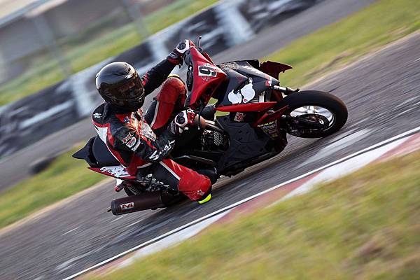kymco racing s 125.jpg kymco racing s 125.jpg