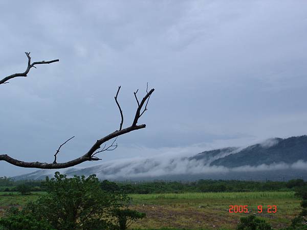 海岸山脤的雲層_2