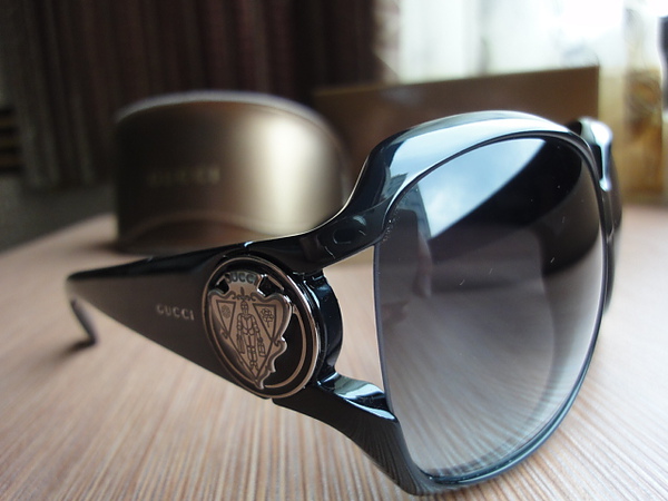 GUCCI02.JPG GUCCI02.JPG