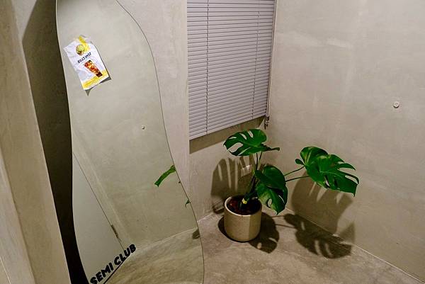 民生社區早午餐｜台北最強美式三明治！SEMI CLUB分號俱