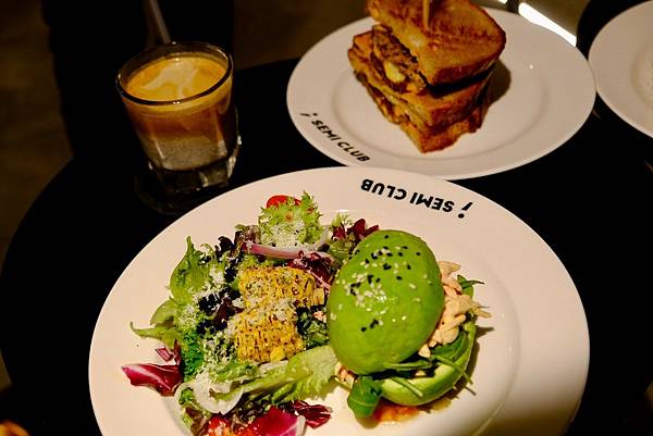 民生社區早午餐｜台北最強美式三明治！SEMI CLUB分號俱