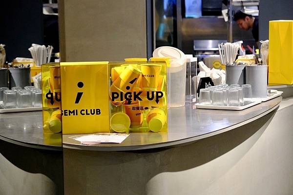 民生社區早午餐｜台北最強美式三明治！SEMI CLUB分號俱