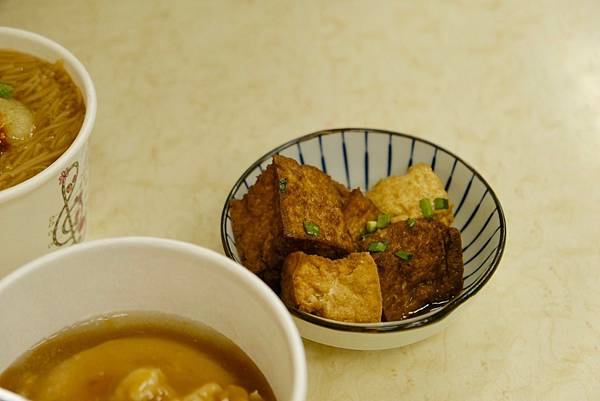 春來蚵仔麵線｜探訪台北後山埤30年在地小吃！大腸麵線、魯豆腐