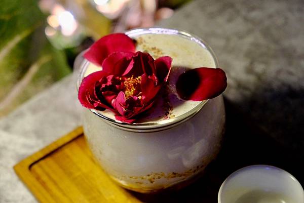 松菸誠品必去!成真咖啡Come True CAFE|花漾瑰蜜