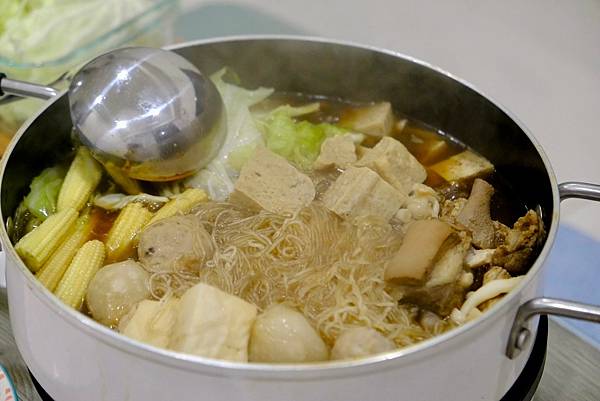 鄉野羊肉爐三款湯頭大評比|藥膳、清燉、胡椒齊上陣,宅配美食輕