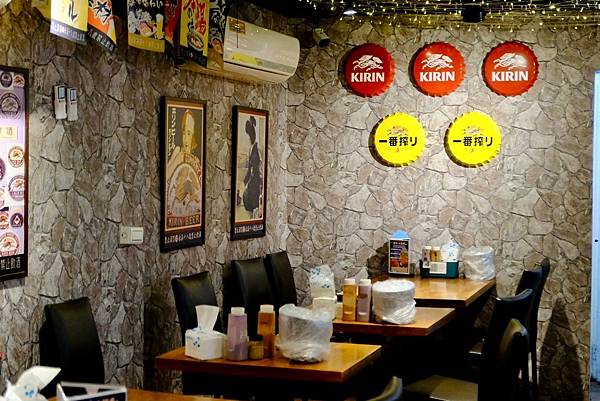 士林串燒|士林夜市必吃美食!日式海鮮鍋暖心登場,搭配招牌串燒