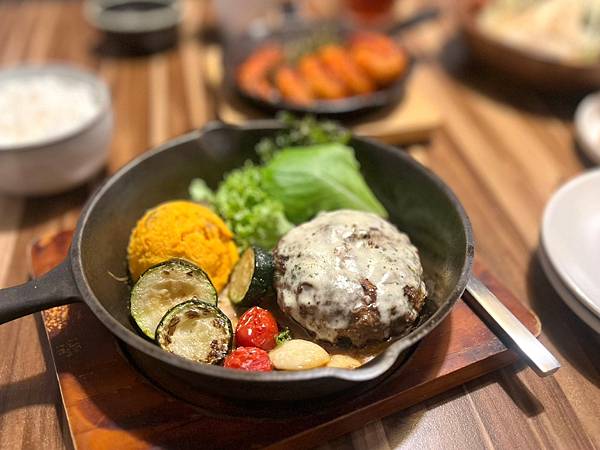 LINE_ALBUM_20241215 鳥作洋食 餐點照_241216_7.jpg