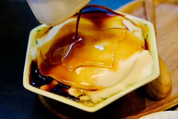 【板橋巷弄必吃牛肉麵】吾時•食:清燉湯頭極品、五椒麻辣湯底超