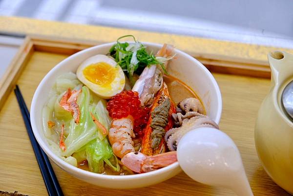 【台北士林美食】秋冬最強!仕紳品麵|法式雞湯x創意一麵兩吃|