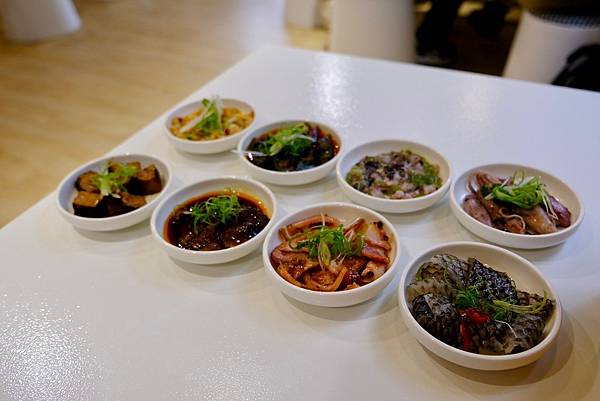 【台北士林美食】秋冬最強!仕紳品麵|法式雞湯x創意一麵兩吃|