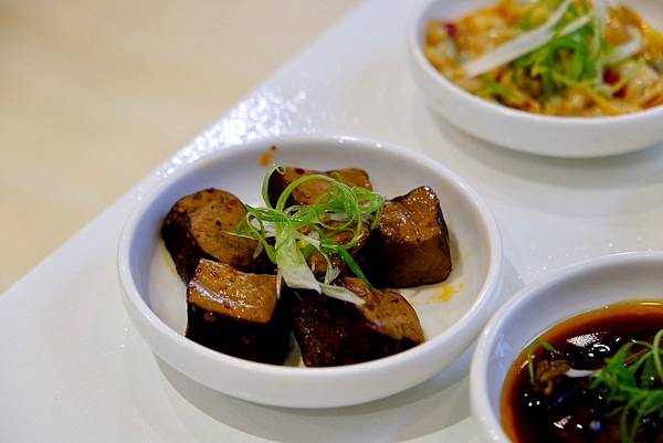 【台北士林美食】秋冬最強!仕紳品麵|法式雞湯x創意一麵兩吃|