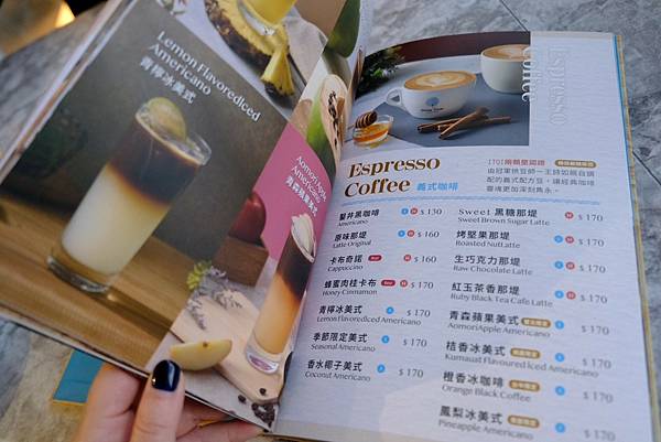 成真咖啡松菸店美食開箱☕️🌟 超推薦必吃辣奶油舒肥嫩雞義大利
