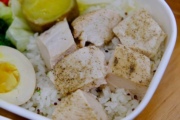 台北信義區健康餐盒推薦|YUMMY MEAL食厘米蒸烤餐盒專