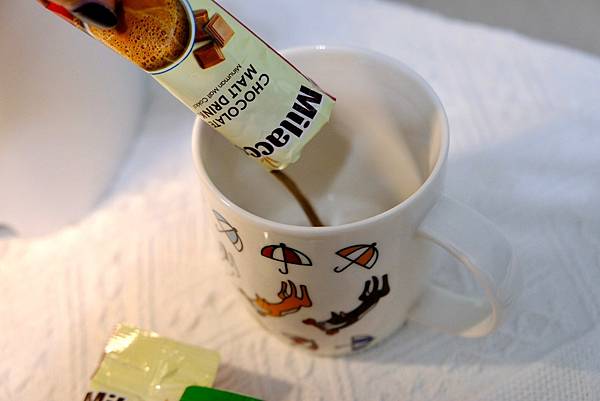 秒穿越南洋！馬來西亞經典飲品深度解析：黑咖啡、拉茶、巧克力麥