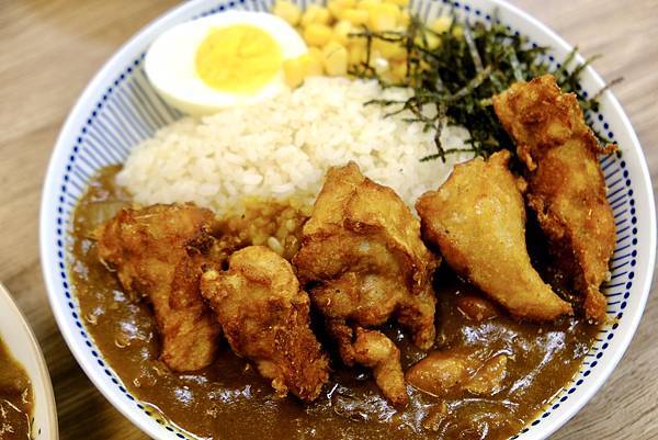 三重平價美食推薦!🔥丼品香咖哩飯、丼飯必吃!超高CP值炸豬排