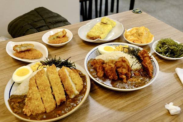 三重平價美食推薦!🔥丼品香咖哩飯、丼飯必吃!超高CP值炸豬排