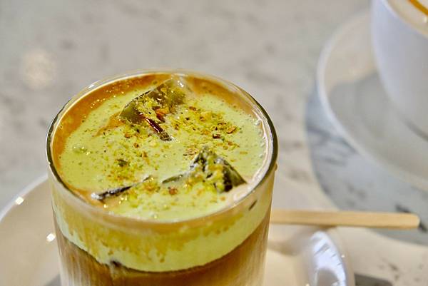 鳥作咖啡|甜點控天堂!必吃焦糖生乳捲、抹茶塔、草莓覆盆子歐培