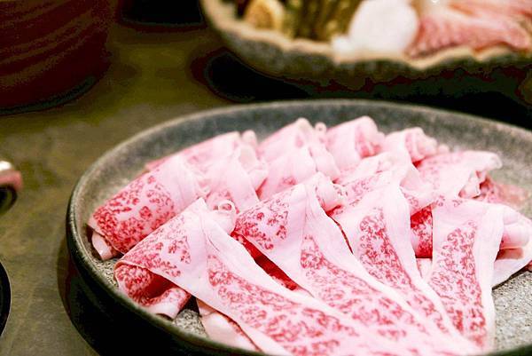 【呷哺呷哺南西店🔥】頂級海陸雙人套餐開箱!澳洲和牛、鹿兒島A