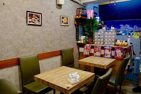 【樹林美食】巨猩食堂日式套餐開箱|酥脆炸豬排、香濃炒烏龍!下