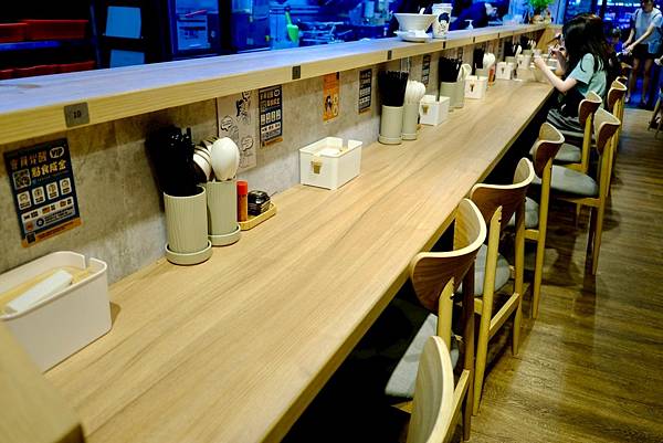 中和最強拉麵吃膩了？🍜我的OL午餐首選大公開！厚醇豚骨＋嫩胸