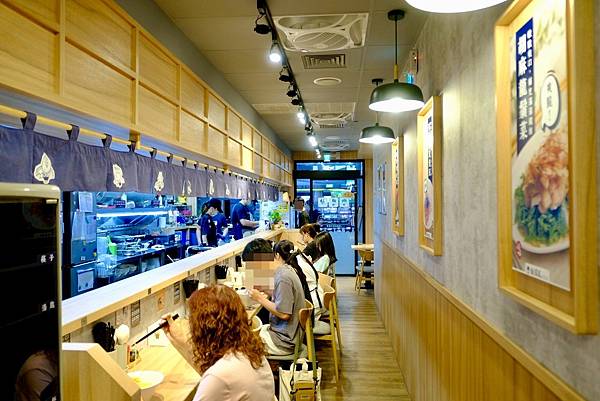 中和最強拉麵吃膩了？🍜我的OL午餐首選大公開！厚醇豚骨＋嫩胸