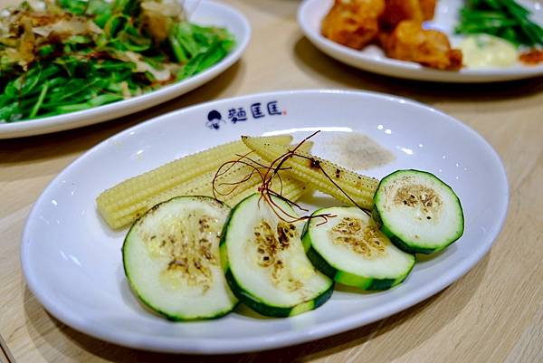 中和最強拉麵吃膩了？🍜我的OL午餐首選大公開！厚醇豚骨＋嫩胸