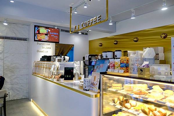 鶯歌放鬆小旅行 🍰🧃|玉津咖啡 Y.J COFFEE 國慶店