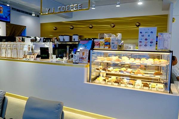 鶯歌放鬆小旅行 🍰🧃|玉津咖啡 Y.J COFFEE 國慶店