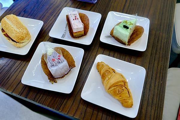 鶯歌放鬆小旅行 🍰🧃|玉津咖啡 Y.J COFFEE 國慶店