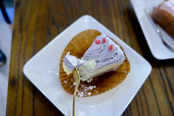 鶯歌放鬆小旅行 🍰🧃|玉津咖啡 Y.J COFFEE 國慶店