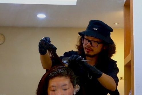 職場也能駕馭的自然髮色!森晴髮廊剪+染+護一次搞定✨