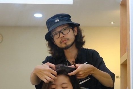 職場也能駕馭的自然髮色!森晴髮廊剪+染+護一次搞定✨