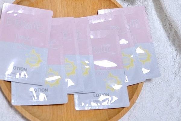 從「藝術痕跡」到「水潤肌光」✨OL親測ÉTERNITÉ奇蹟撫