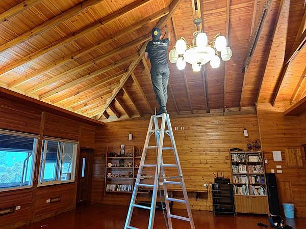 白蟻防治_藥劑灌注 (2).jpg