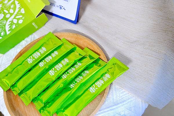 身體大塞車怎麼辦？實測陽明生醫輕暢凍，營養師專業推薦的代謝小