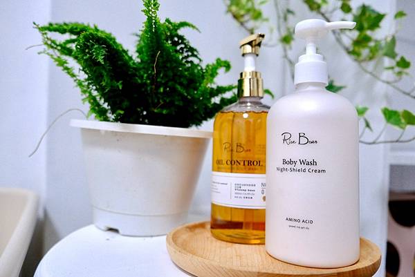 下班後的療癒秘密！終結夏日背痘、尷尬體味的命定沐浴乳實測！米