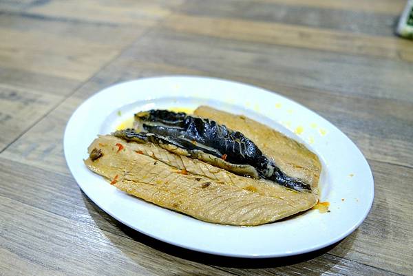 台北大同區美食｜東時鮮蚵——台北最強蚵仔煎在這！😭 巨無霸鮮