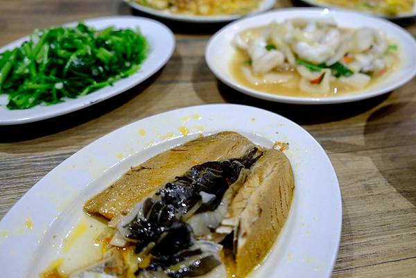 台北大同區美食｜東時鮮蚵——台北最強蚵仔煎在這！😭 巨無霸鮮