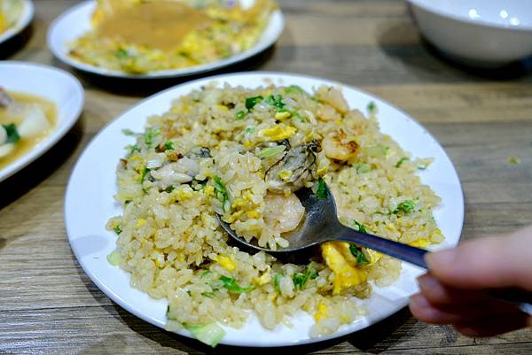 台北大同區美食｜東時鮮蚵——台北最強蚵仔煎在這！😭 巨無霸鮮