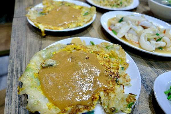 台北大同區美食｜東時鮮蚵——台北最強蚵仔煎在這！😭 巨無霸鮮