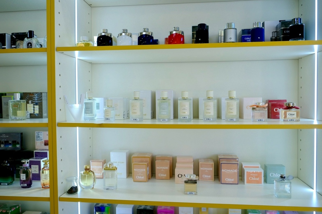 林口香水尋寶全攻略!OL的命定香氣天堂✨免靠櫃自由試聞,精品