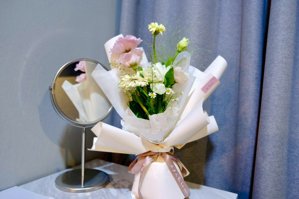 直擊PARK2草悟廣場「小戶人家」24H鮮花販賣機 💐,NT