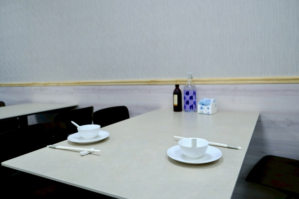 千元有找!台中高CP值烤鴨套餐!琉璃鴨握壽司、濃蝦湯泡飯、焗