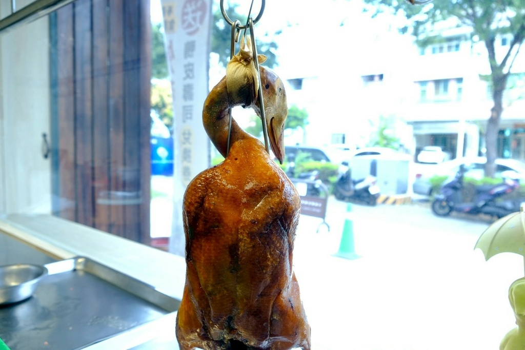 千元有找!台中高CP值烤鴨套餐!琉璃鴨握壽司、濃蝦湯泡飯、焗