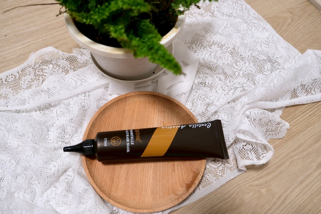 辦公室乾癢頭皮救星！開箱Farose髮諾絲蠟菊髮膜，實測3分