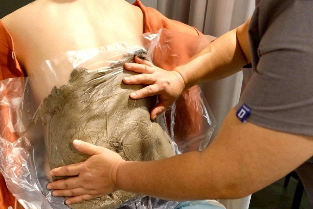 台北松山按摩推薦｜蒸蒸日上熱療養生所：獻給被工作榨乾的你，一